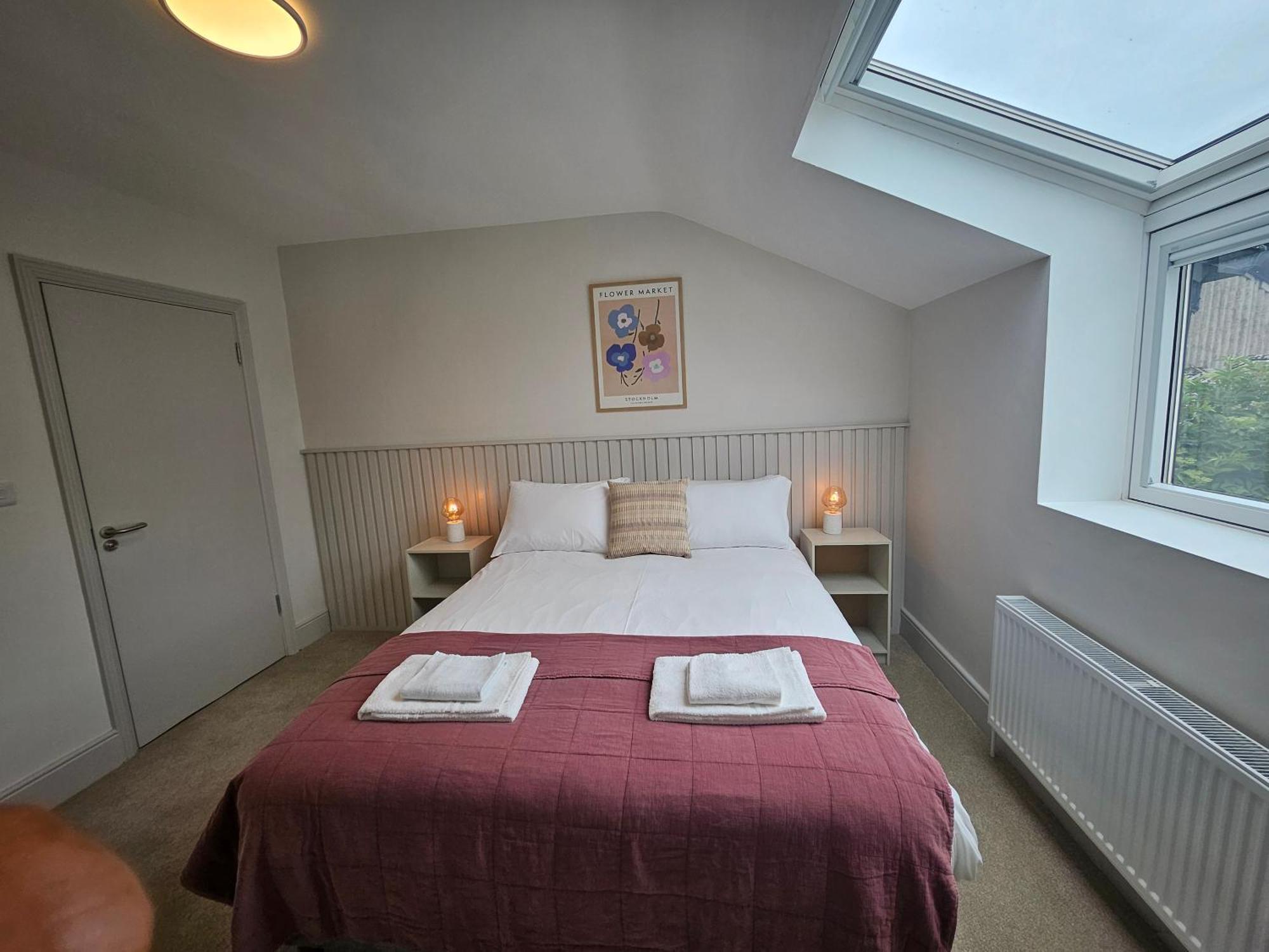 Tatlers Guest House 로스코먼 외부 사진