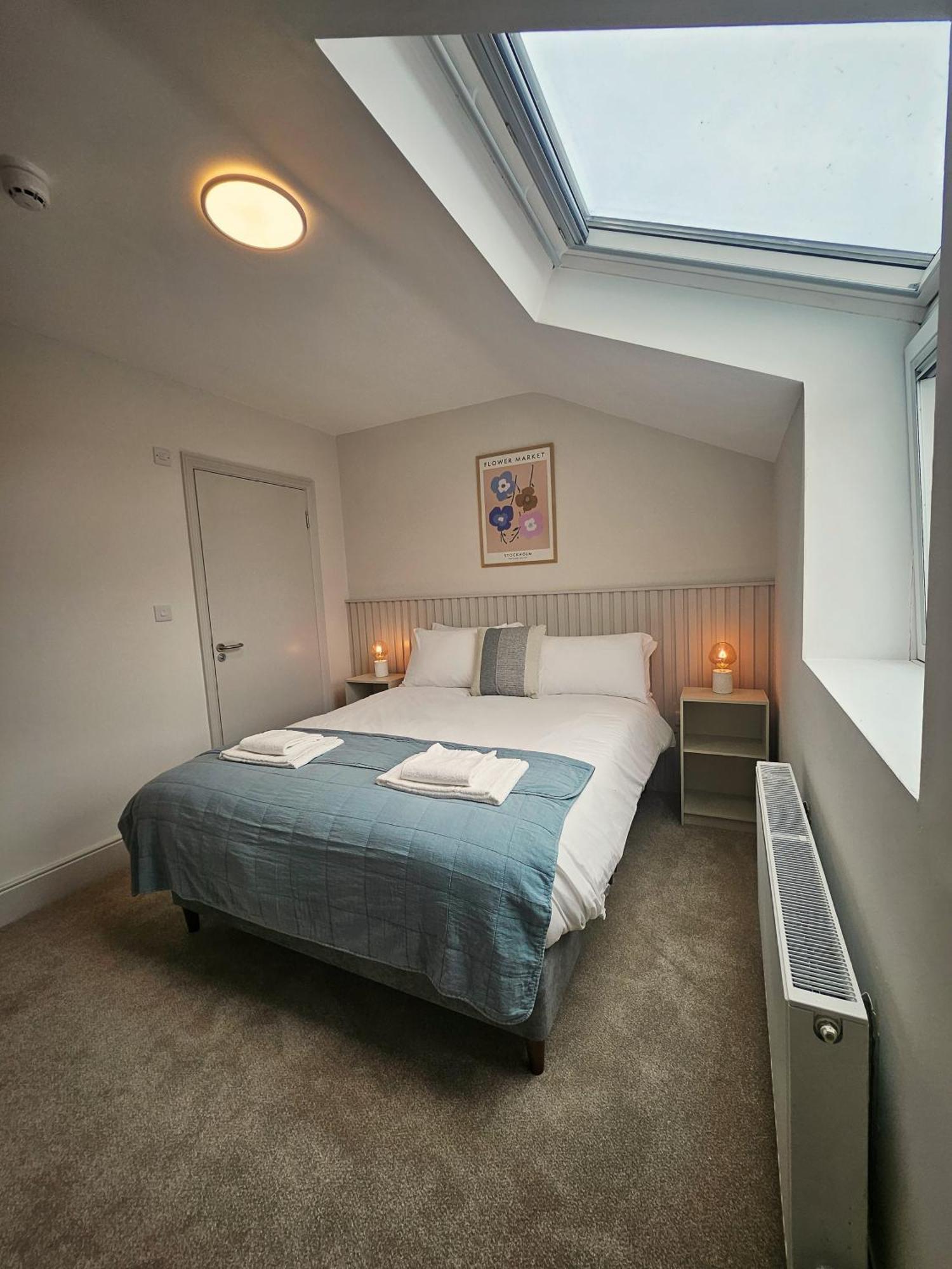 Tatlers Guest House 로스코먼 외부 사진